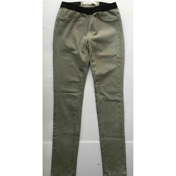 Blank NYC Denim - BlankNYC Women's Army Green Pull On Skinny Jegging